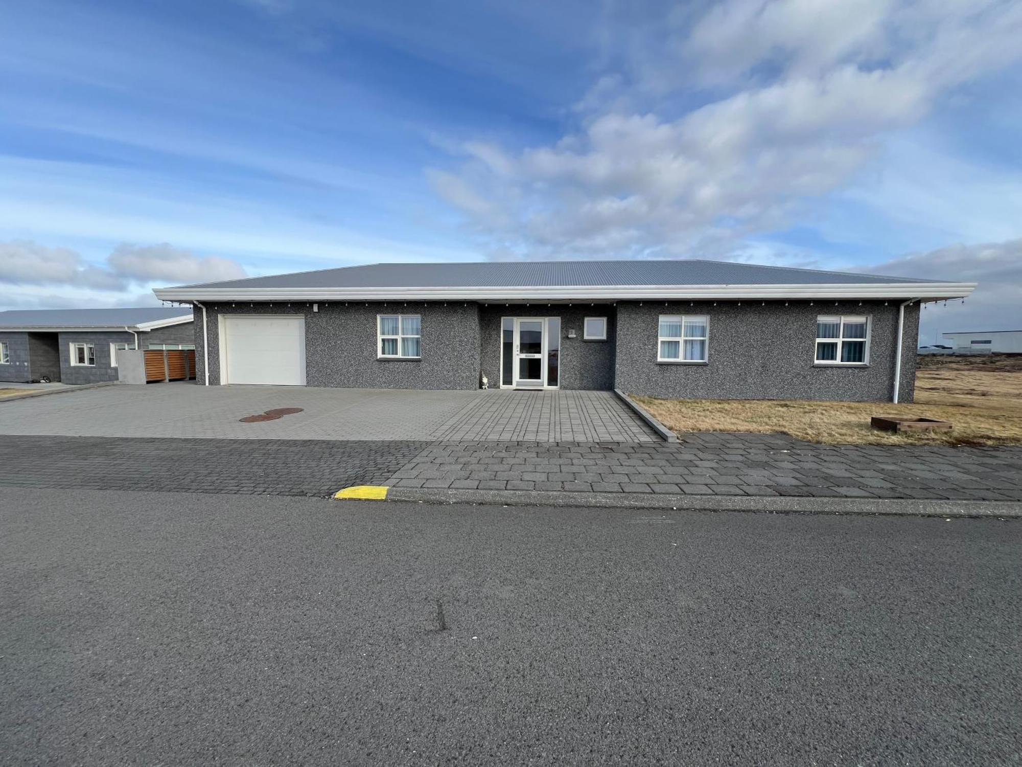 Apartamento Dagpol Sandgerði Exterior foto